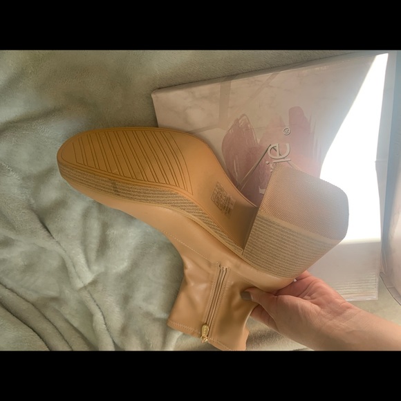 Mid calf booties - Picture 4 of 7